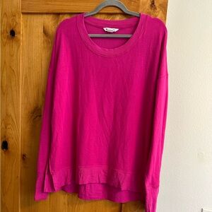 Athleta Long Sleeve Magenta L Pullover Crewneck Thumbholes.